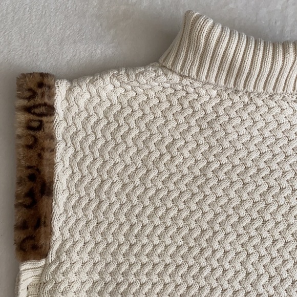 Aspen Kids | Leopard Faux Fur Trim Turtleneck Sweater Knit Poncho Cape (L 10/12) - Picture 12 of 16